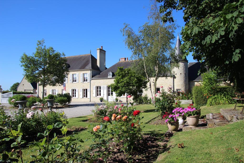 Manoir De Turqueville Les Quatre Etoiles Exterior photo